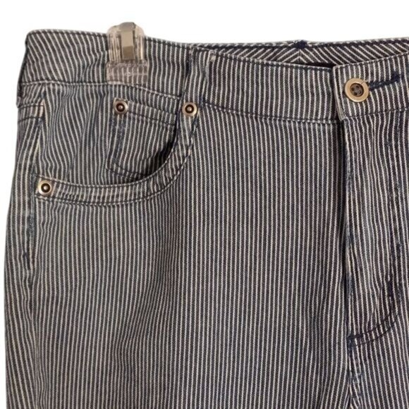 Chicos Size 1 Medium Capri Jeans Denim Blue White Striped Lightweight Stylish - Picture 4 of 14
